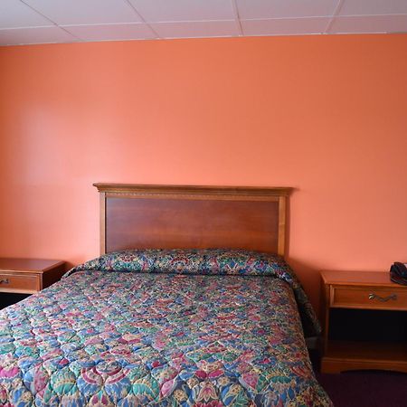 Plymouth Motor Lodge 外观 照片
