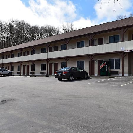 Plymouth Motor Lodge 外观 照片
